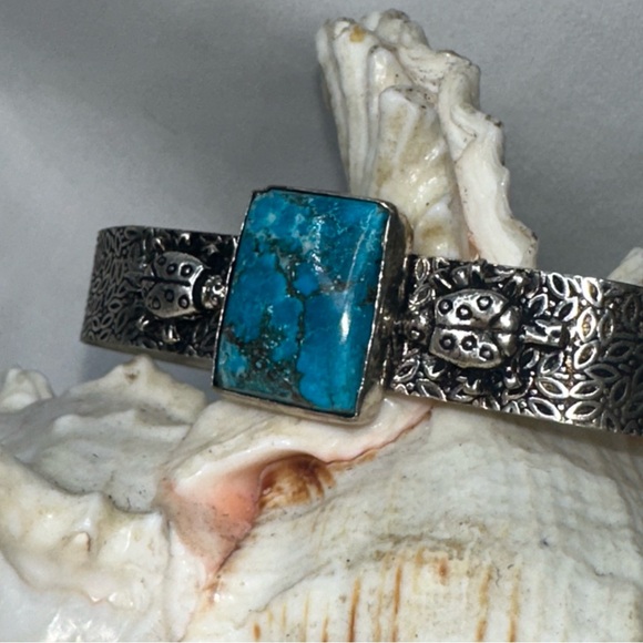 Sale * Turquoise Handmade cuff bracelet - Picture 5 of 10